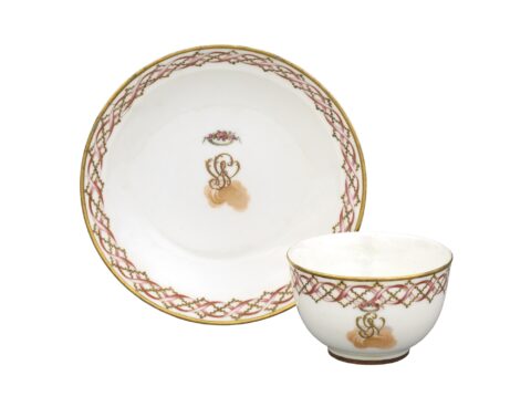 The Washington Collection: Tea Bowl and Saucer
